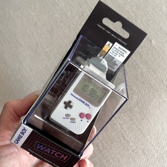 OFFICIAL GAMEBOY WATCH